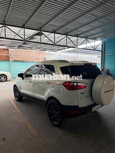 Ford EcoSport Trắng 5 chỗ bao chess hãng