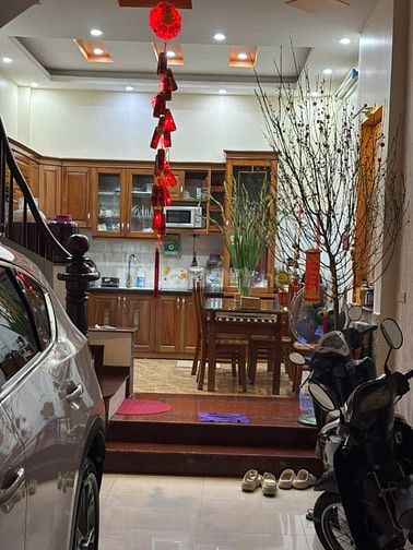 Bán nhà 5 tầng ngõ 152 Võ Chí Công, Tây Hồ, Hà Nội, xe 16c vào nhà 