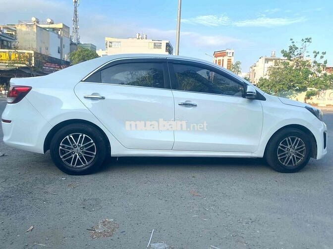 Kia Soluto 1.4 MT 2022 Trắng, logo mới