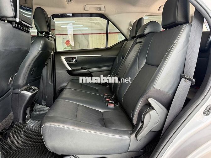 7 Chỗ, Dầu - Tự động - FORTUNER 2.4G AT 2021