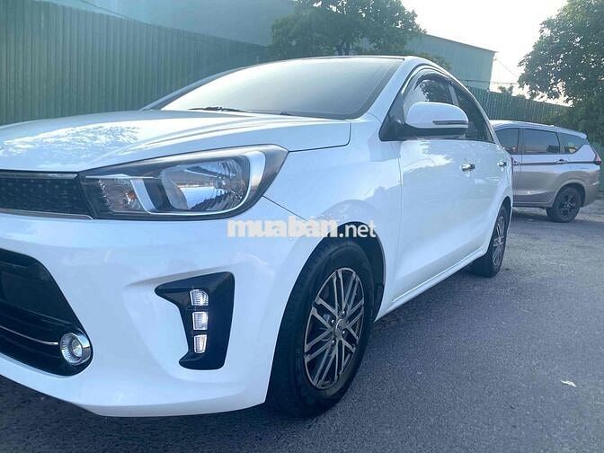 Kia Soluto 1.4 MT 2022 Trắng, logo mới