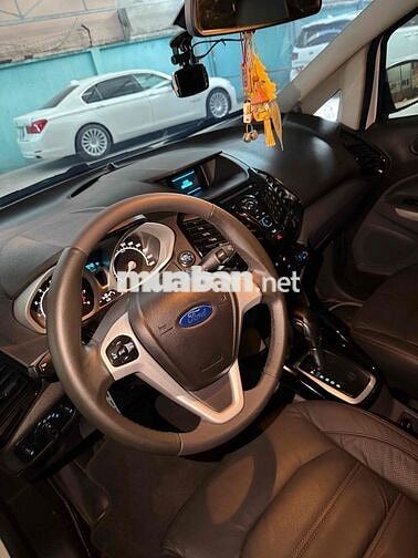 Ford EcoSport Trắng 5 chỗ bao chess hãng