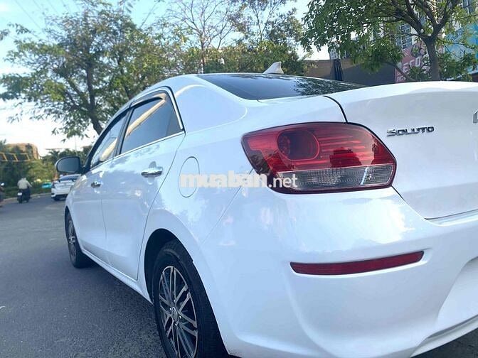 Kia Soluto 1.4 MT 2022 Trắng, logo mới