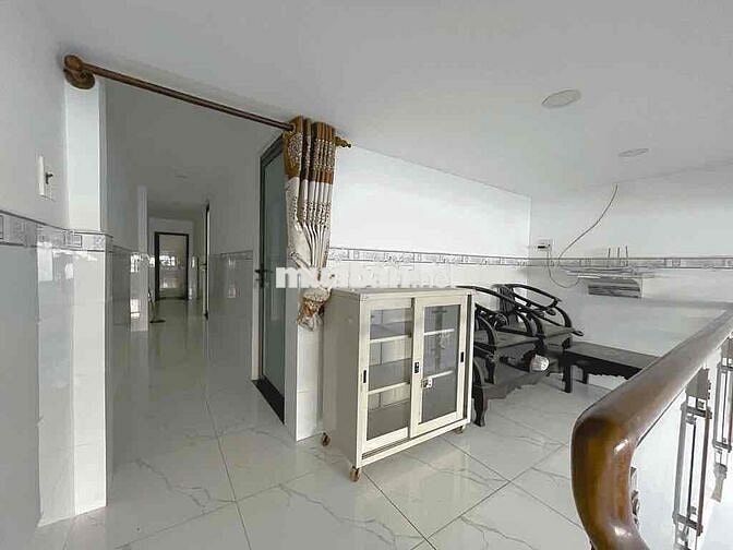Cho Thuê Nhà HXH Ngay Aeon Tân Phú - DT 4x20m 1 Trệt 1 Lầu 3Pn 2Wc