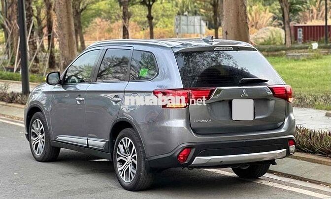 Mitsubishi Outlander 2019 2.0L CVT 52.000km Xám