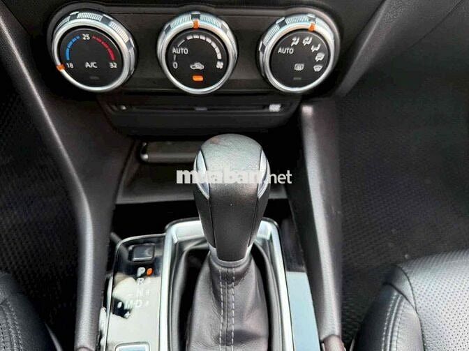 Mazda 3 2019 1.5 Luxury 70000 km Trắng