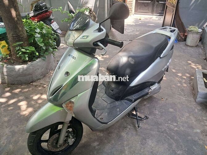 Honda Lead SCR Bạc