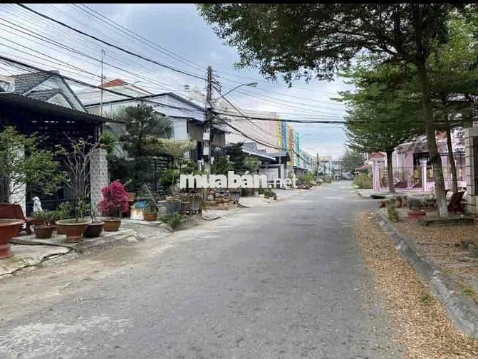 NỀN THỔ TRỤC CHÍNH BIỆT THỰ NGỌC VÂN