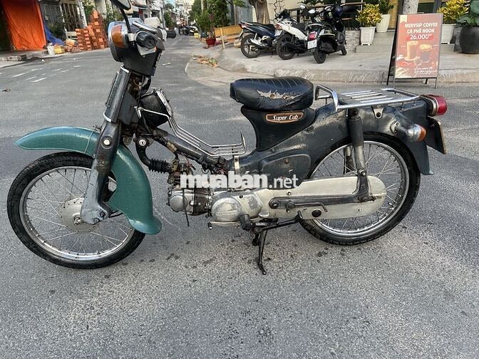 Honda Super Cub 50cc Không Cần Bằng. 