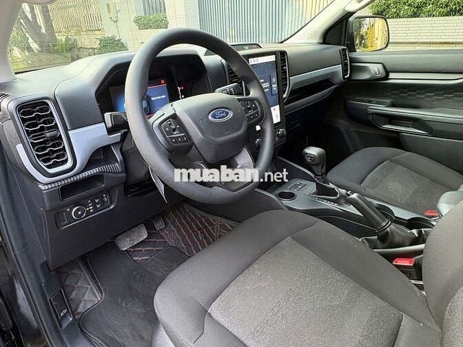 Ford Ranger XLS 2023 2.0 AT 4x2 Đen