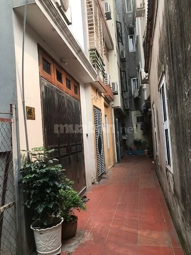 Bán nhà ngõ 987 Ngô Gia Tự .32m2 x 5 T .Giá 6,2 tỷ