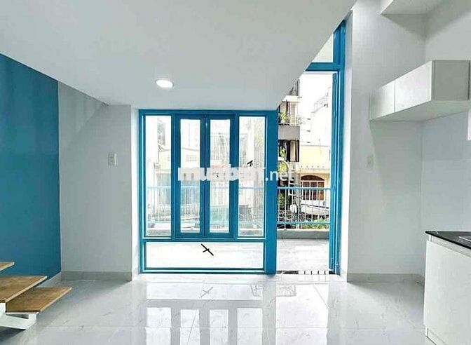CHO THUÊ PHÒNG DUPLEX GẦN UFM, CÓ BAN CÔNG GIÁ TỐT