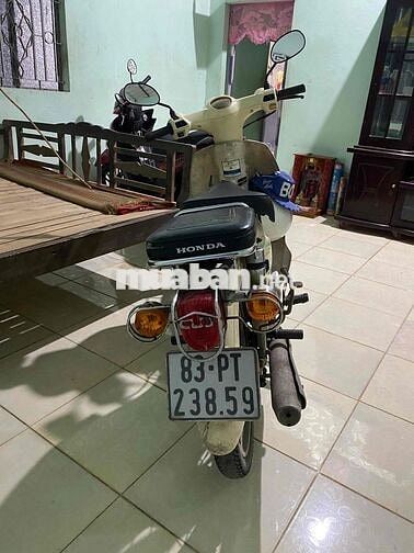 Honda Cup 50cc Trắng kem