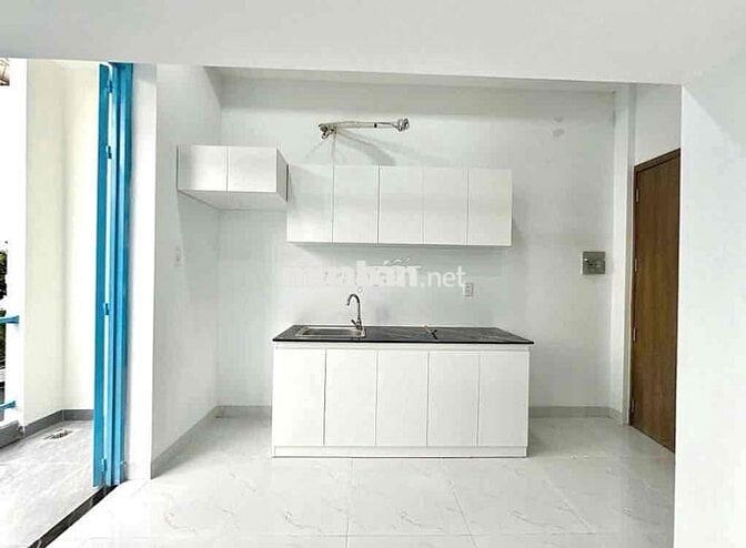 CHO THUÊ PHÒNG DUPLEX GẦN UFM, CÓ BAN CÔNG GIÁ TỐT