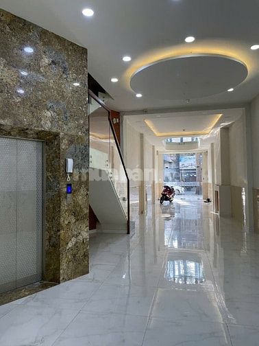 Cho thuê nhà mặt tiền Ngô Gia Tự, Q.10, 4x22m, NH 6m, 5 lầu, thang máy