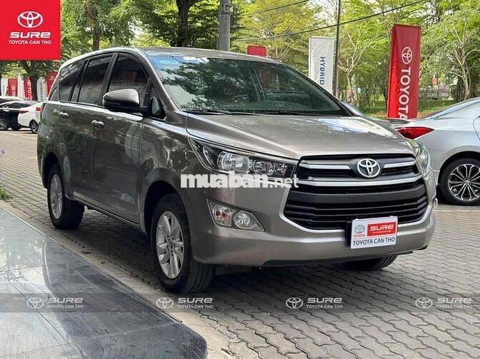 Toyota Innova E 2019 số sàn - Bảo hành Toyota