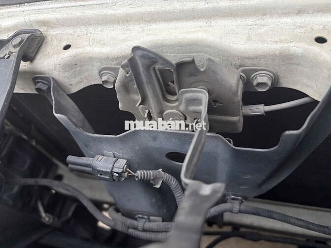 Toyota Innova Trắng 7 chỗ
