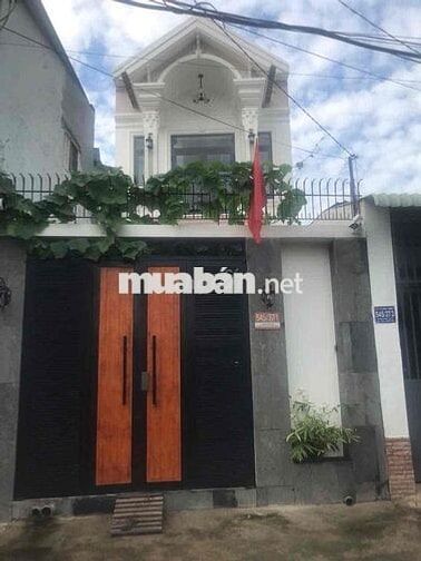 BÁN NHÀ MỚI XÂY SỔ HỒNG RIÊNG . CẠNH NHÀ THỜ TÂN ĐÔNG