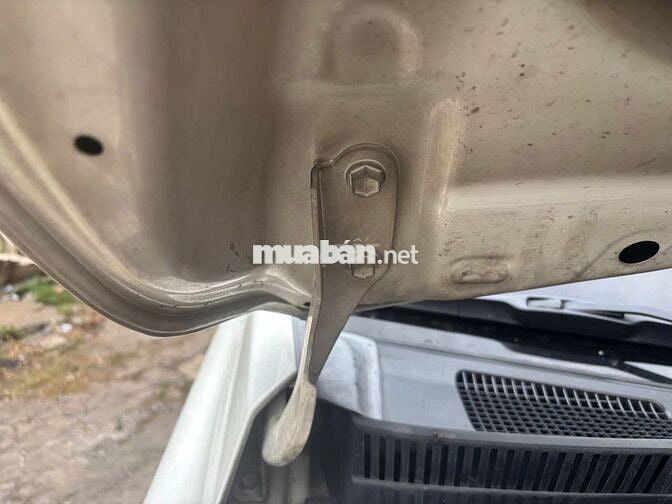 Toyota Innova Trắng 7 chỗ