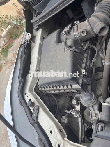 Toyota Innova Trắng 7 chỗ