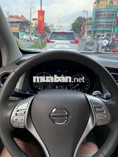Nissan Navara VL 2020 4X4 Số tự động