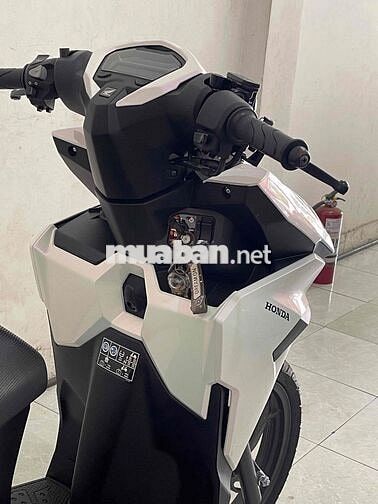 Honda Vario 125 2025 Trắng Đã dùng
