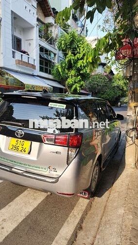 Toyota INNOVA 2017