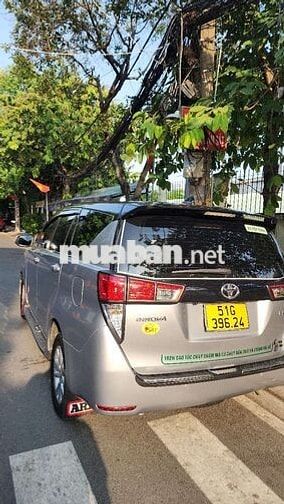 Toyota INNOVA 2017