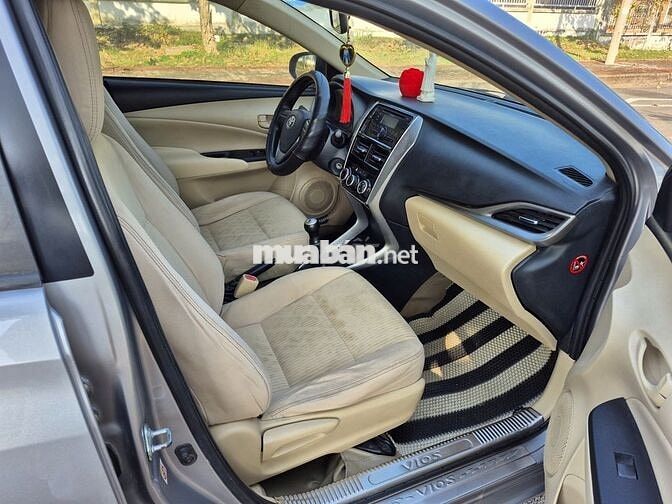 Toyota Vios E 1.5 2019 Bạc