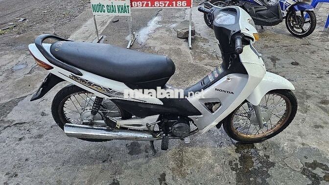 Honda Wave @100 Trắng