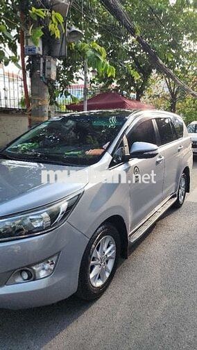 Toyota INNOVA 2017