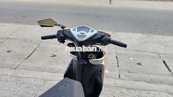 Yamaha Luvias Cam trắng Đã sử dụng