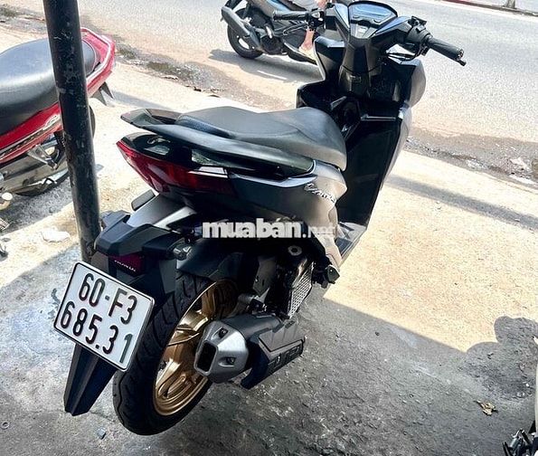 Vario 150 đk 2020 chính chủ xe đẹp xuất sắc !