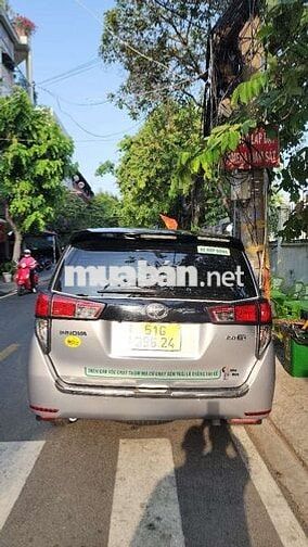 Toyota INNOVA 2017