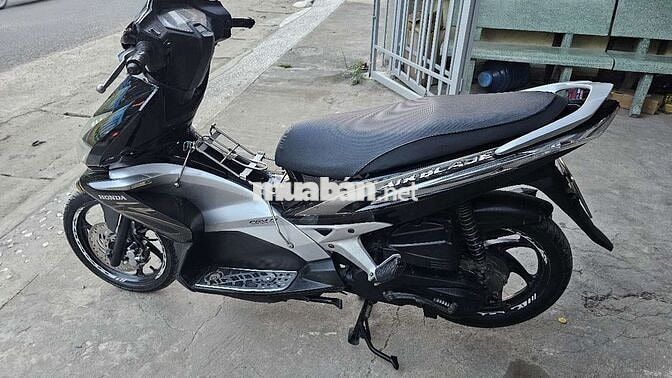 Honda Air Blade FI 2010 Đen bạc