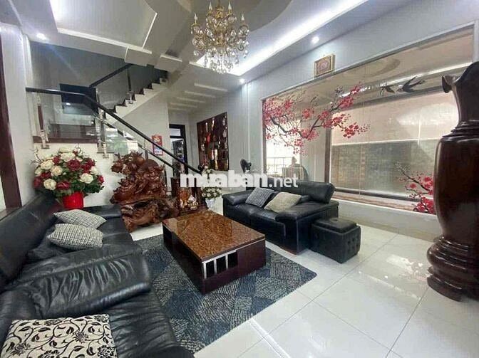 CHO THUÊ BIỆT THỰ 200M2, FULL NỘI THẤT KDC CHÁNH NGHĨA, THỦ DẦU MỘT, B
