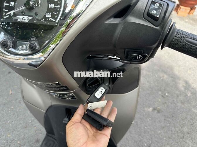 Honda SH Mode 2022 Xám 13000 km