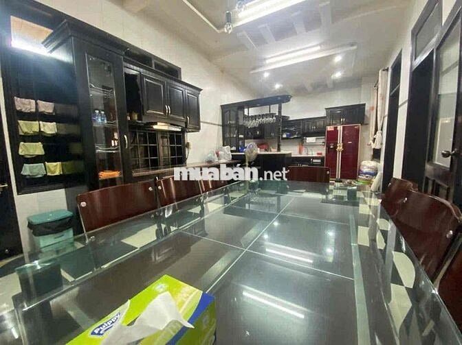 CHO THUÊ BIỆT THỰ 200M2, FULL NỘI THẤT KDC CHÁNH NGHĨA, THỦ DẦU MỘT, B