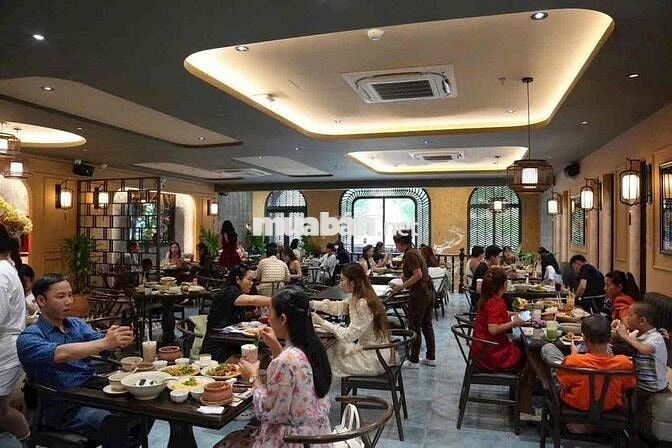 14X35M 3 TẦNG SUỐT TRẦN CAO 4M MẶT TIỀN KINH DOANH ĐẲNG CẤP  QUẬN 1