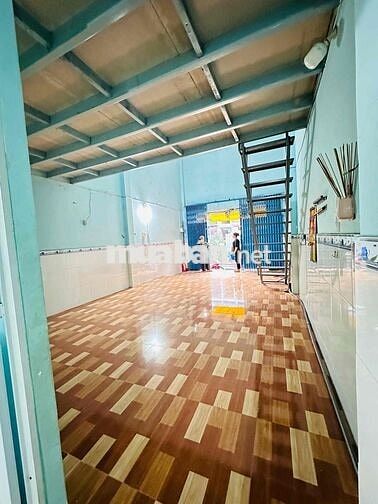 nhà cho thuê nguyên căn ngang 4,5-16m , 3 phòng ngủ.2wc giá 7tr/th