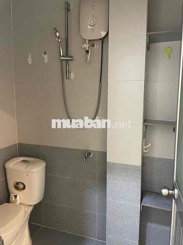 cho thuê nhà mặt tiền 989 Phạm văn đồng