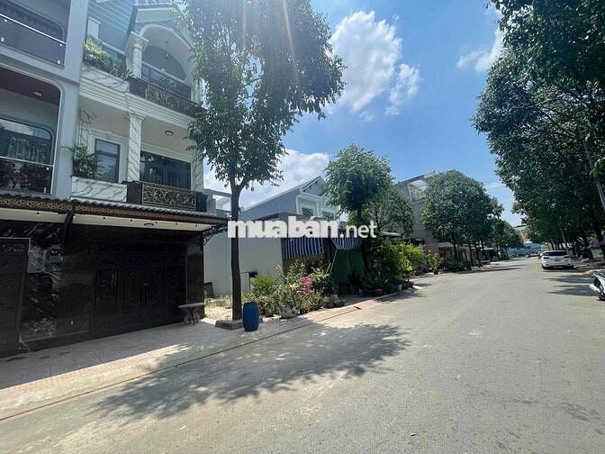 Bán Đất KDC Thanh Bình. Đối Diện Cổng Vsip1 Đường Nguyễn Du