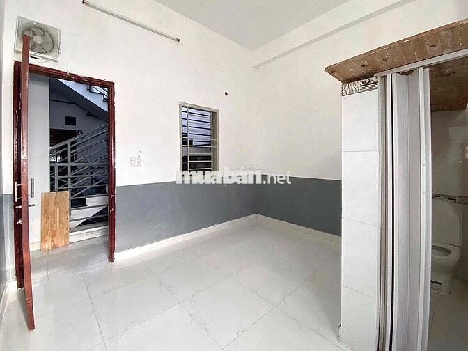 TRỐNG SẴN PHÒNG KHÔNG GÁC QUA AEON BÌNH TÂN 5 PHÚT