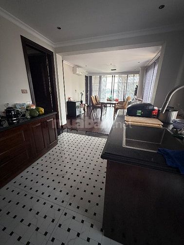 Bán nhà 7 tầng tại số 3 ngõ 109 Nhật Chiêu