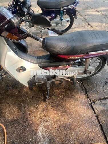 Honda Dream 1997 màu Tím