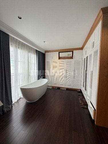 Bán nhà 7 tầng tại số 3 ngõ 109 Nhật Chiêu