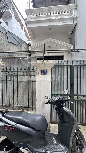 Ngọc Lâm – Long Biên – Ô Tô – 46 M2 – 2 Tầng – MT 3.7 M – Giá 11.8 Tỷ.