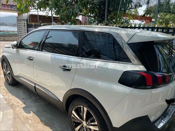 Peugeot 5008 GT 2021 – bản full, có massage ghế, x -719 triệu 