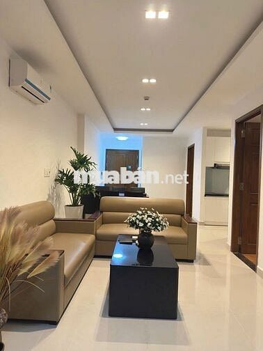 Chính chủ cần cho thuê CHCC Sky Center, 80m2, 2PN, 2WC, giá 14tr