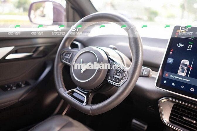 Vinfast VF8 sx 2022, bản Eco- Màu Đỏ